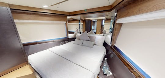 Precioso yate a motor Ferretti 670 | 3 cabinas