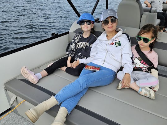 🛥️ Pontão de 22' — Cruzeiro, lounge e esqui | Lakeville, MN | Combustível incluído