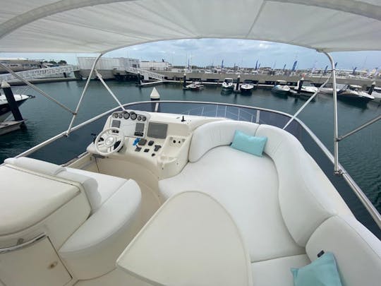 Location de yacht à moteur Azimut Koli de 50 pieds à Dubaï, Émirats arabes unis