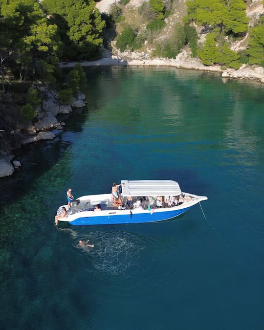 Brač, Šolta & Blue Lagoon: Unique Island Escape with Drinks & Shipwreck included