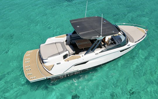 Descubra Ibiza e Formentera no Alfastreet Marine 28 Yacht!