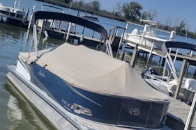 Crest Pontoon Boat Rental in Dynamic Downtown Toledo, Ohio