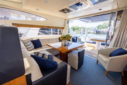 Maison sur la mer | Yacht à moteur Sunseeker Predator de 64 pieds