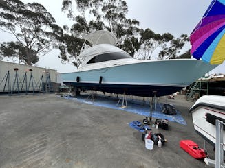 ¡Pescador deportivo de 42 pies para torneos vikingos, listo para la pesca de alta gama o el ocio!