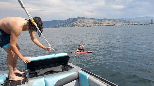 Tige Z3 Wakesurf Boat in Kelowna, British Columbia