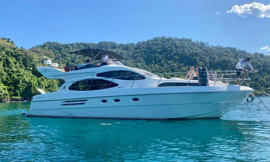 yacht rental brazil