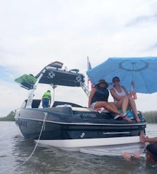 2020 Moomba Craz Wake/Surf Boat - Perfect for Lake Days!