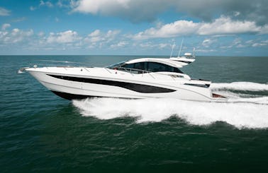 Luxurious 50-Foot Yacht - Perfect for Groups of Up to 12 Guests!