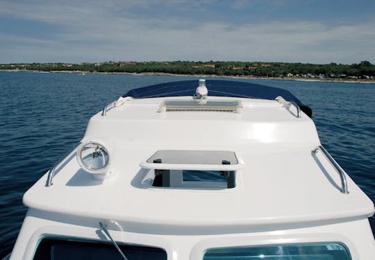 Relax in Dalmatian coast with Nautika 650 Cabin Boat