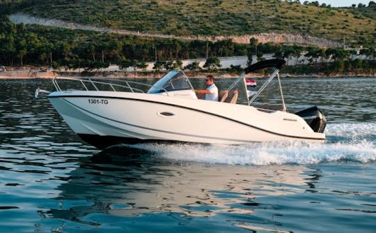 QUICKSILVER 675 ACTIV SUNDECK