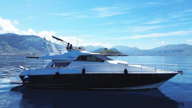 Passeio de barco em Palermo | Riviera 50 Flybridge Yacht