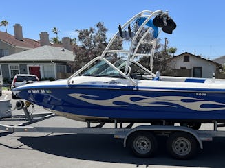 Rev Up Your Wakesurf Skills with 22ft Centurion Lessons in Sunny San Diego!
