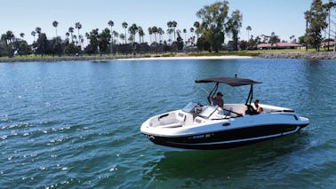 2021 Bayliner VR6 with swim deck! Wakeboards, tubes, and more!