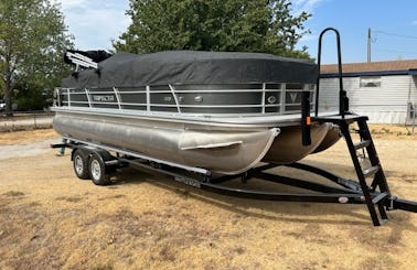 2022 TRIFECTA TRI-TOON PARTY BOAT-SEATS 10 - Fun in Fort Worth TX