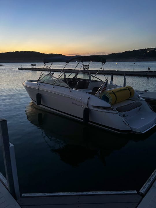 Cobalt 28’ Luxury Lake Boat 