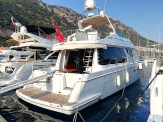 Yate a motor de alquiler vip en Bodrum 