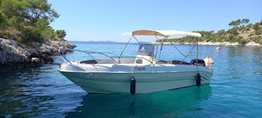 Boat rental on Brac island