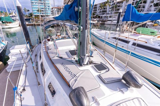 Joli voilier Catalina 36 à Puerto Vallarta