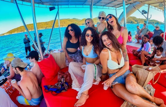 Trimaran personnalisé de 65 pieds avec toboggans [tout compris] à Puerto Vallarta, au Mexique