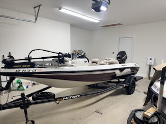 Nitro 700 LX Bass Boat with 75 HP Mercury 2 Stroke