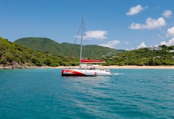 28 GUESTS - OCEAN VOYAGER 53 CRUISING CATAMARAN
