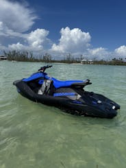 Tout nouveau Sea-Doo Spark Trixx 3UP : du plaisir sur l'eau !