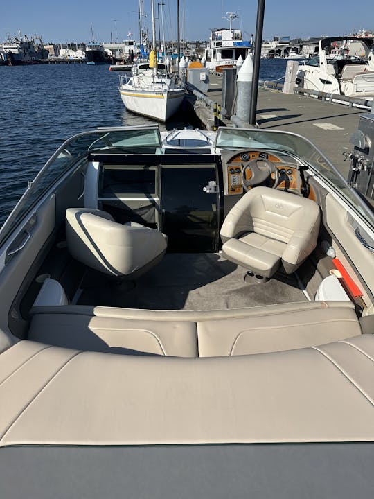 Seattle Summer in Luxury! 23' Coblat in Lake Union, Lake Washington 