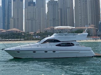 ⚓️ Lujoso yate privado de 50 pies en Dubai en alquiler 