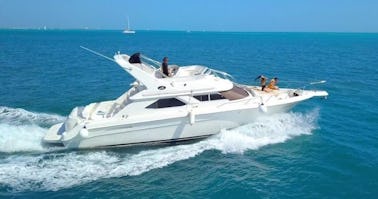 Yacht à moteur de luxe Sea Ray Paradise de 46 pieds à louer à Cancún, Quintana Roo