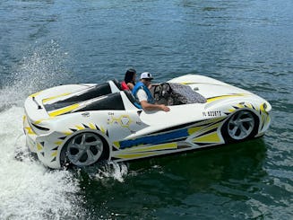 フロリダ州ハリウッドからのジェットカーレンタル