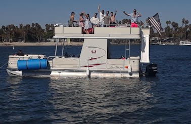 30'  Pontoon Party Boat with free Water Toys slide and Bathroom on Board!! BYOB 