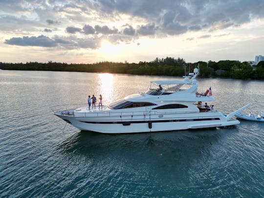 Astondoa 80” Flybridge