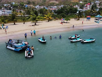 Profitez des sports nautiques | Location de jet-ski et kayak à Rincón, Porto Rico