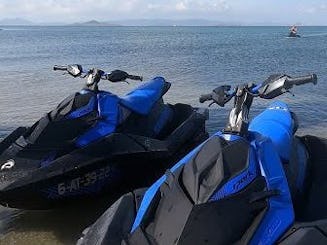 ハランデールビーチのシードゥースパークジェットスキーレンタル