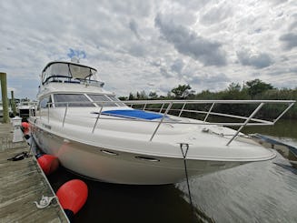 Unique luxury yacht experience | Sea Ray 480 Sedan Bridge Yacht
