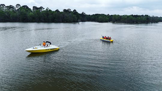 Performance Cruising + Tubing en el lago Houston