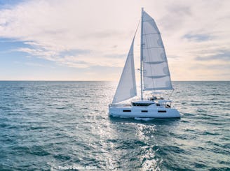 Croisière charter hebdomadaire avec équipage à Marle avec Lagoon 42