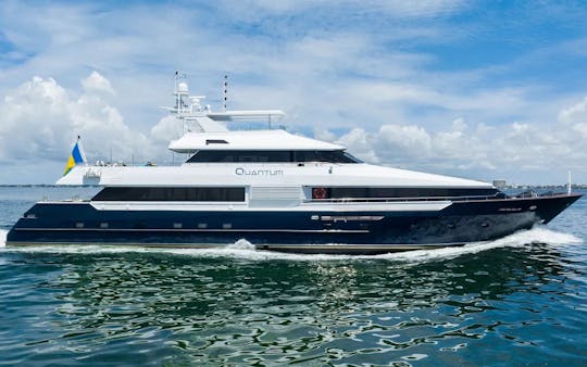 Mega Yacht 125ft Broward | Miami Beach | Five Star Service