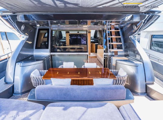 Location de méga-yacht de luxe Domino Silver Breeze Power de 86 pieds sur la Côte d'Azur, France