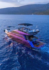 ¡Yate a motor colorido ultra lujoso de 59 pies en Bodrum!