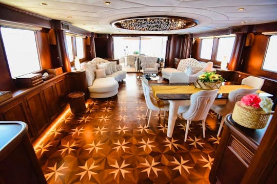 Luxury Falcon 80 Mega Yacht Charter in Gocek 