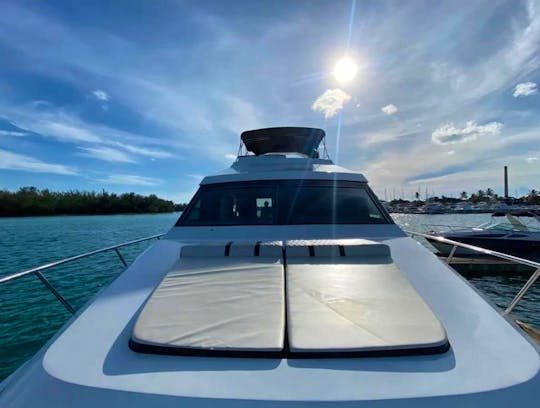 🏆🥳HIGH-END LUXURY MEETS ADVENTURE, CREW INCLUDED 🧑🏽‍✈️  65FT
