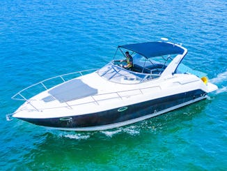 Enjoy Elegant 35ft Regal Yacht in Miami!
