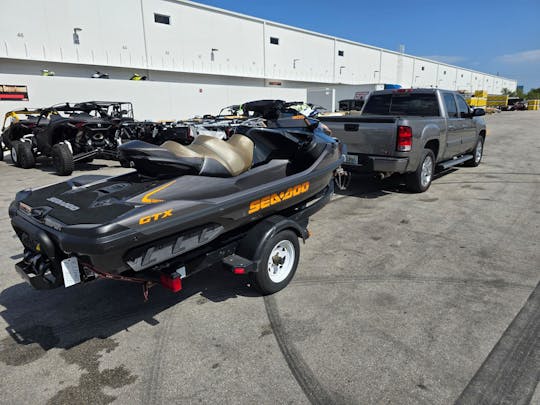 Jet Ski 3 places Sea Doo GTX 300