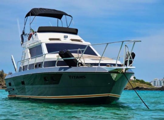 Sport Yacht for approximately 14 passengers, a 38-foot Cabo Frio