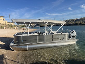 2023 Bentley Tri-toon with 200hp in Lake Havasu City, Arizona