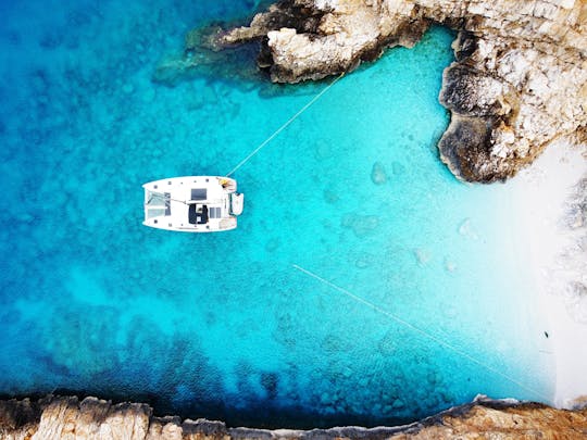 Catamaran Lagoon 42 : redécouvrez les Cyclades