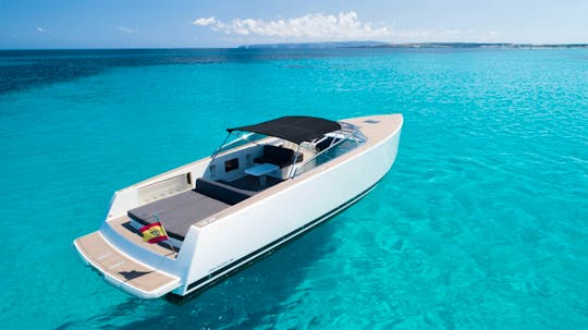 Deal of the Week! 40' VanDutch II Yacht for Rent in Ibiza, Spain.