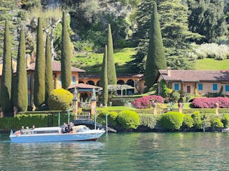 Tour clásico en barco por el lago Como