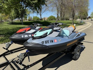 Location de nouveaux jet-skis à Lake Tahoe, SeaDoo 170 Pair 